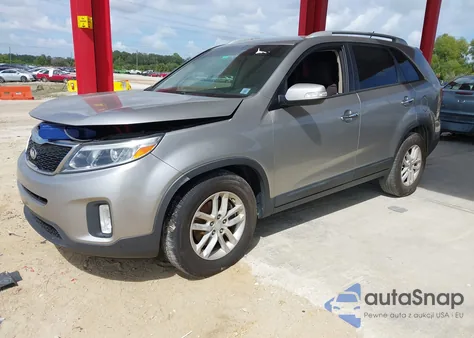 2014 Kia Sorento Lx z USA, uszkodzony, nr VIN 5XYKT3A61EG527244